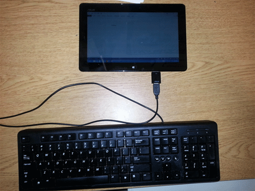 USB Keyboard plugged into ASUS Eee USB Adapter
